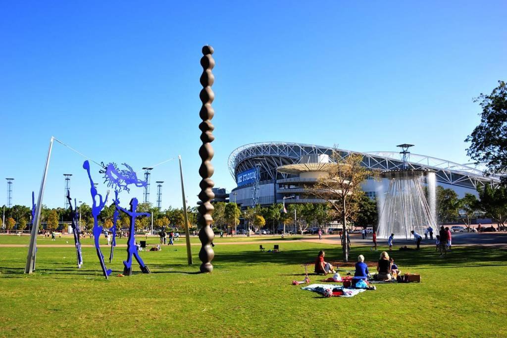 Parkside & City View In Sydney Olympic Park المظهر الخارجي الصورة